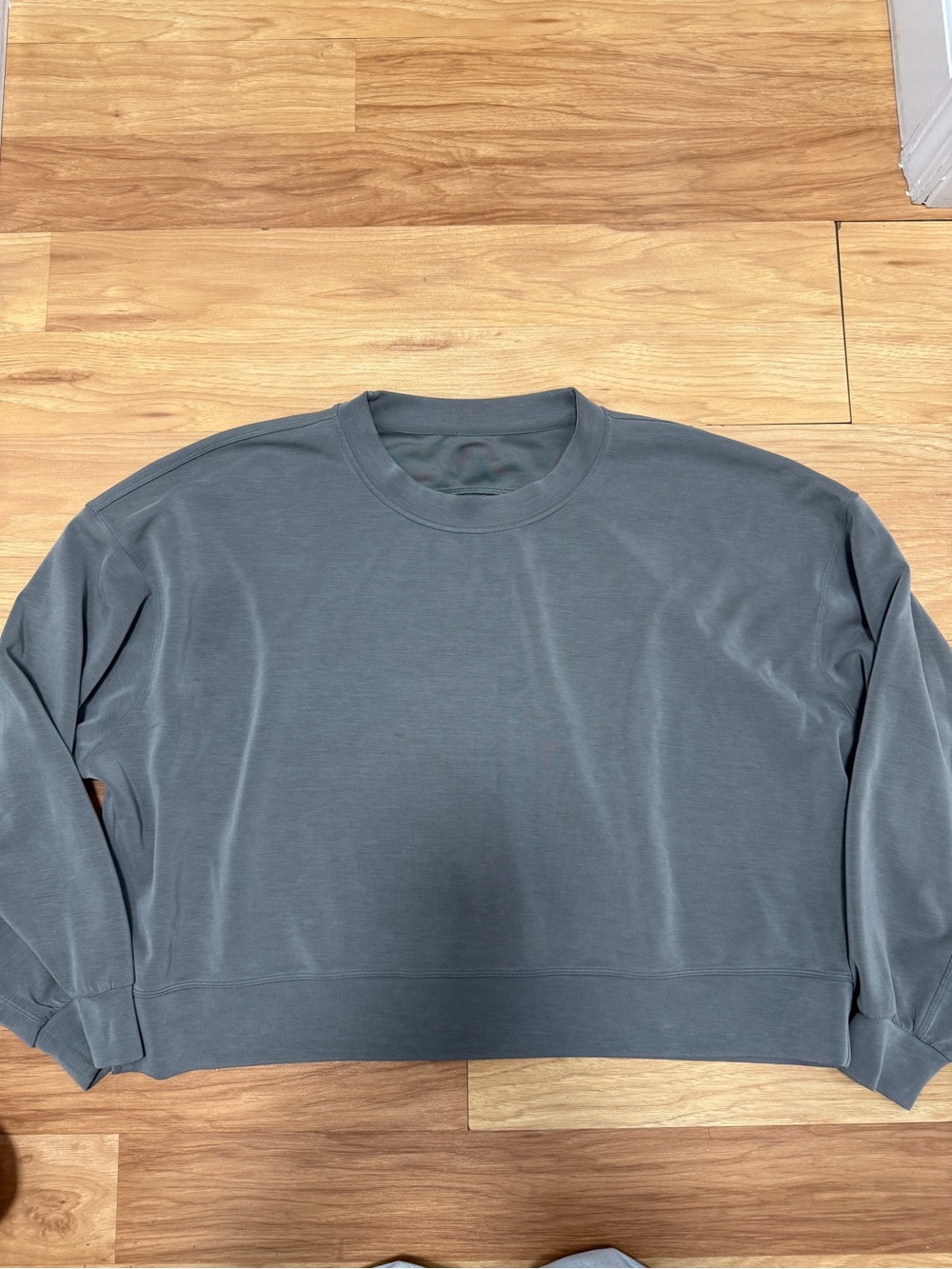 lululemon athletica Women's Crewneck Sweatshirt - Slate Gray